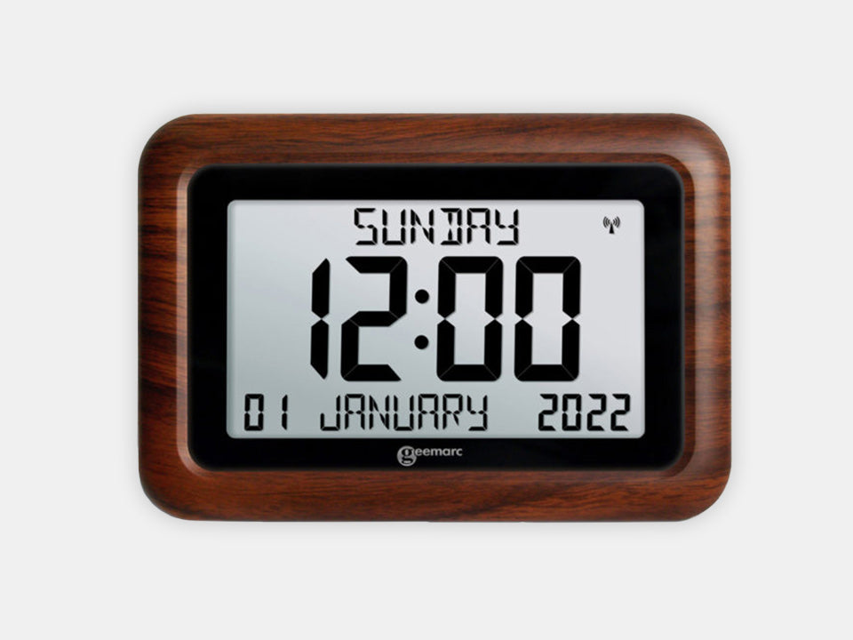 The VISO10 Adapted Wood Clock, seen from the front