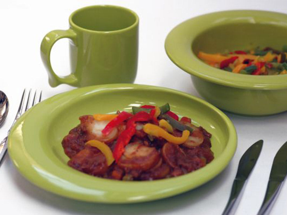 The Adapted cup, with an adapted plate and adapted bowl