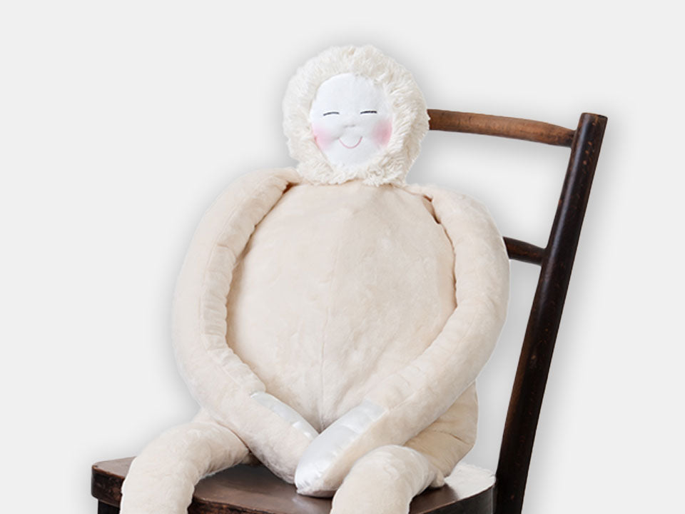 HUG: the sensory doll designed for people living with dementia that also helps alleviate anxiety.