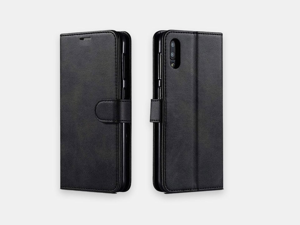 Black leatherette wallet case for the Raz Memory Phone, compatible with wireless charging.